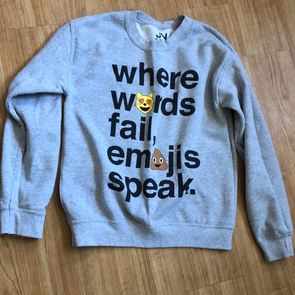 😸 Emoji sweater size small